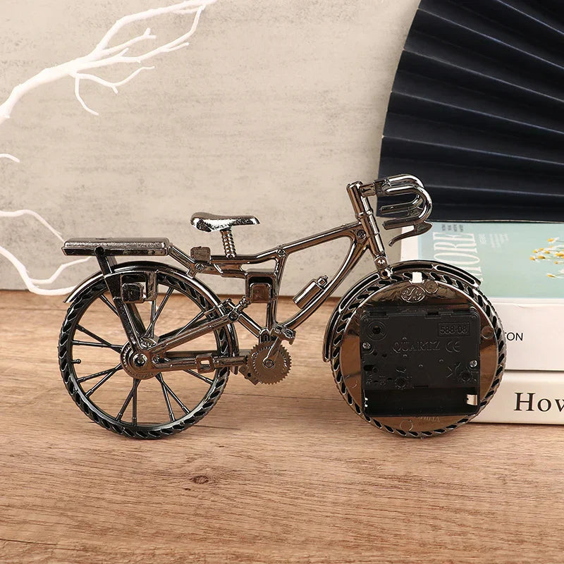 Vintage Bicycle Desk Clock with Handcrafted Design and Quartz Movement